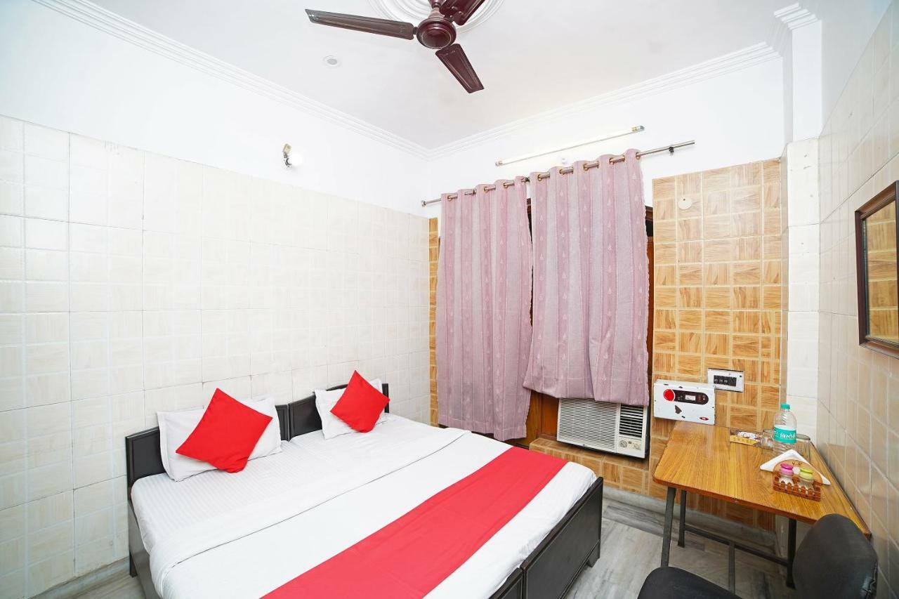 Oyo 39543 Hotel Kk Pantnagar Exterior photo