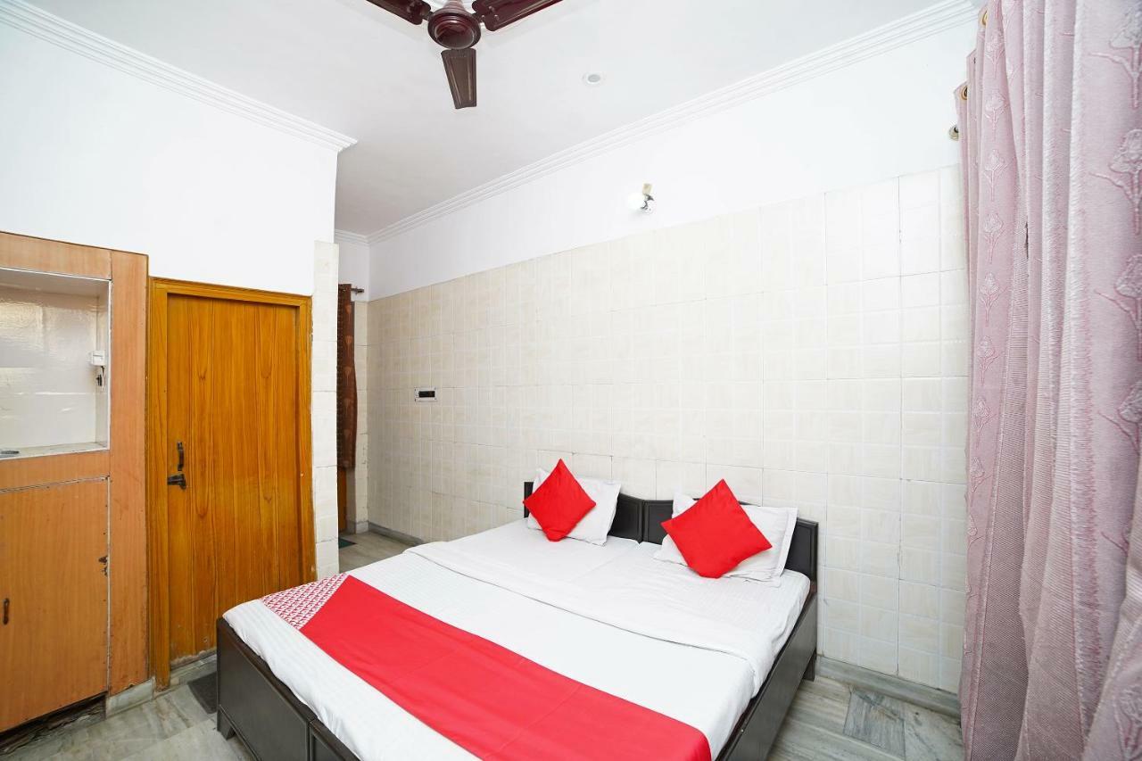 Oyo 39543 Hotel Kk Pantnagar Exterior photo