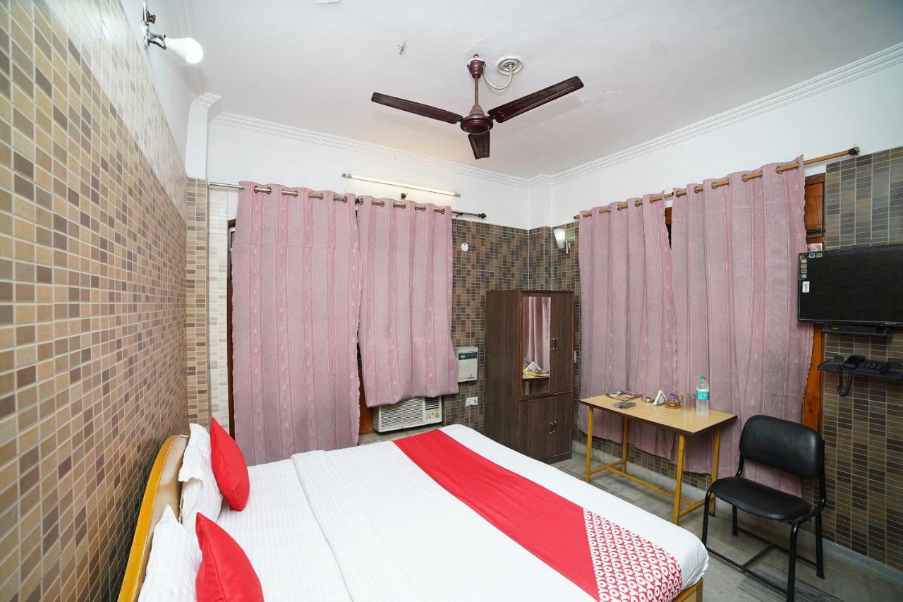 Oyo 39543 Hotel Kk Pantnagar Exterior photo
