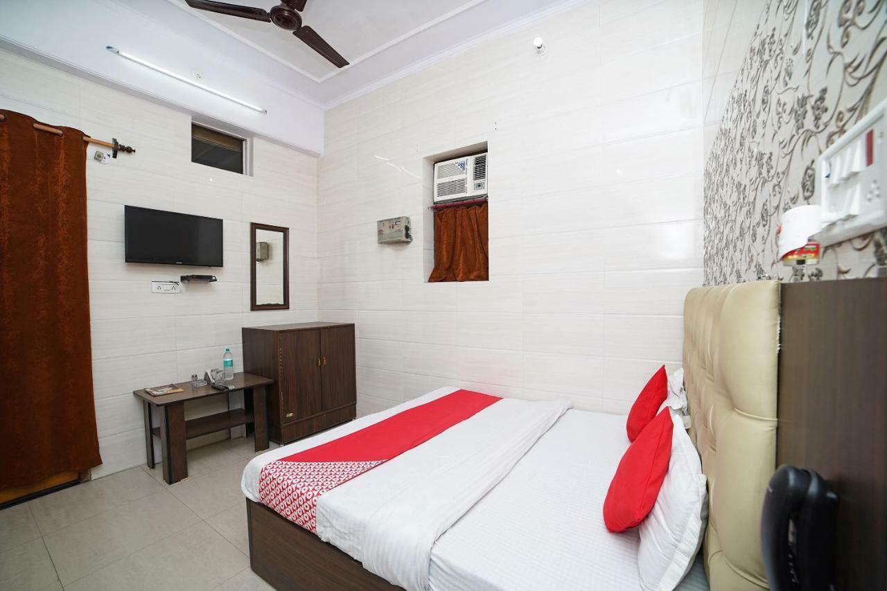 Oyo 39543 Hotel Kk Pantnagar Exterior photo